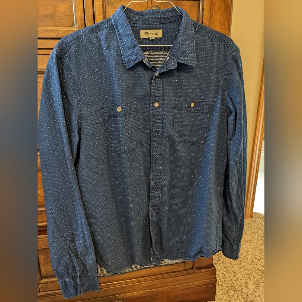 EUC Men's Madewell Chambray Button Down